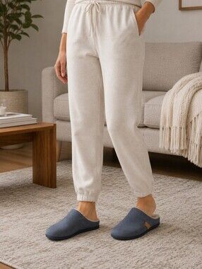 Womem's Strive Vienna Slipper